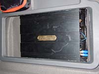 Установка Усилитель мощности DLS CA450i в Hyundai Santa Fe